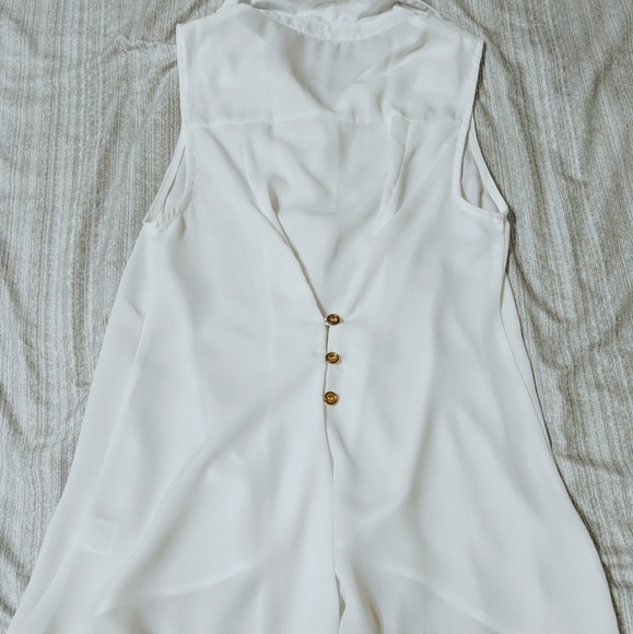 ✳️ REDUCED✳️🌺5 Blouse Bundle!!🌺 - Picture 2 of 8